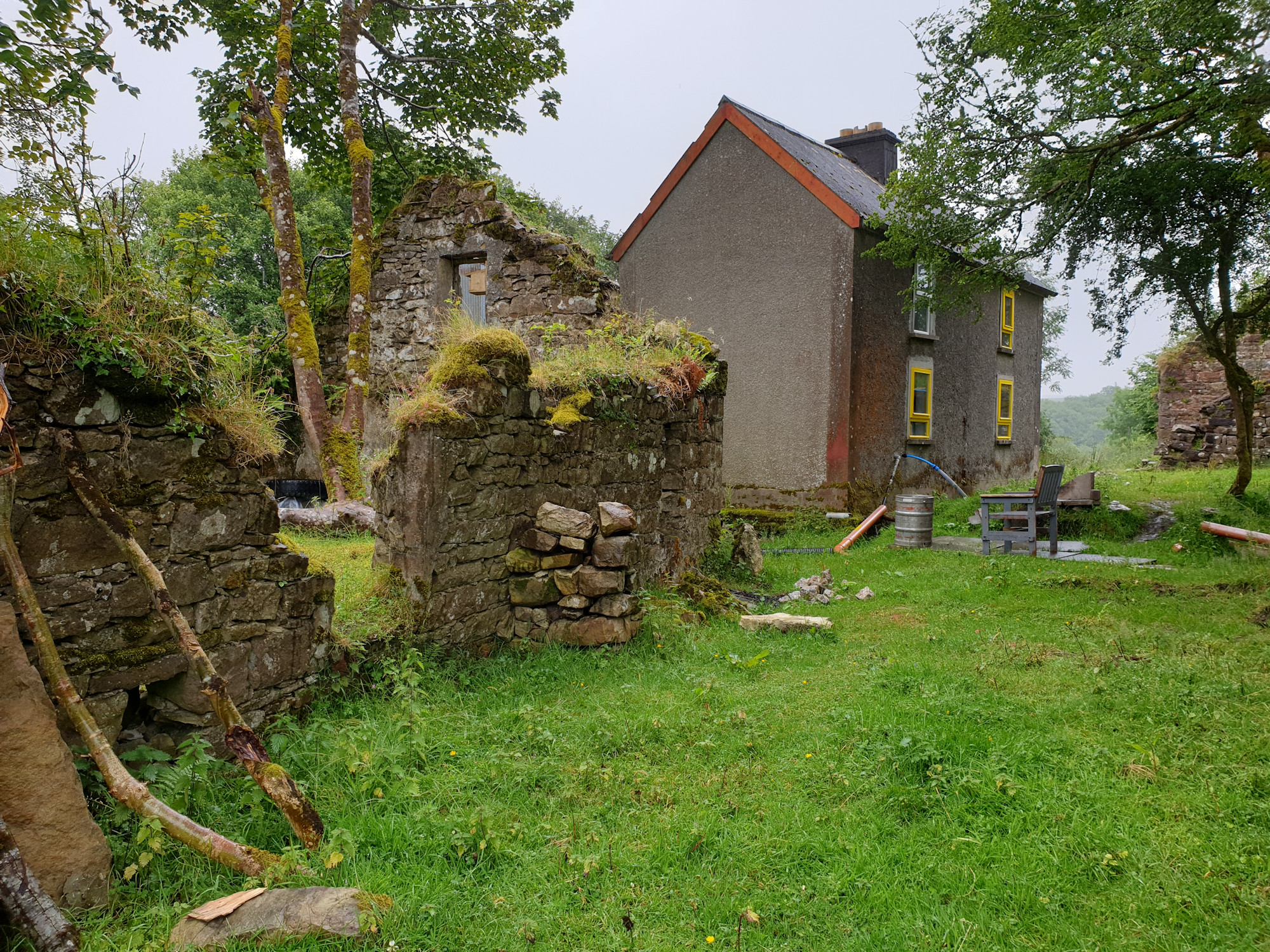 Die Hoo, die einzige Höhlenforscherhütte Irlands (Foto: Martina Simmert)